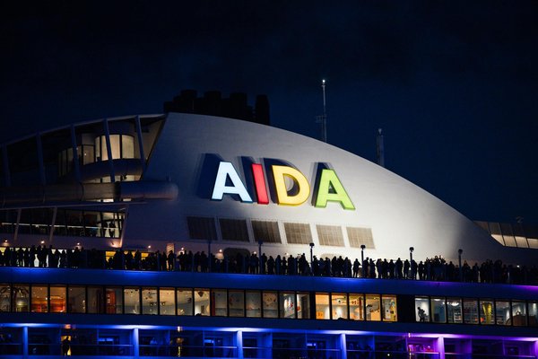 Où participer à une expédition pour observer les éléphants en Tanzanie?